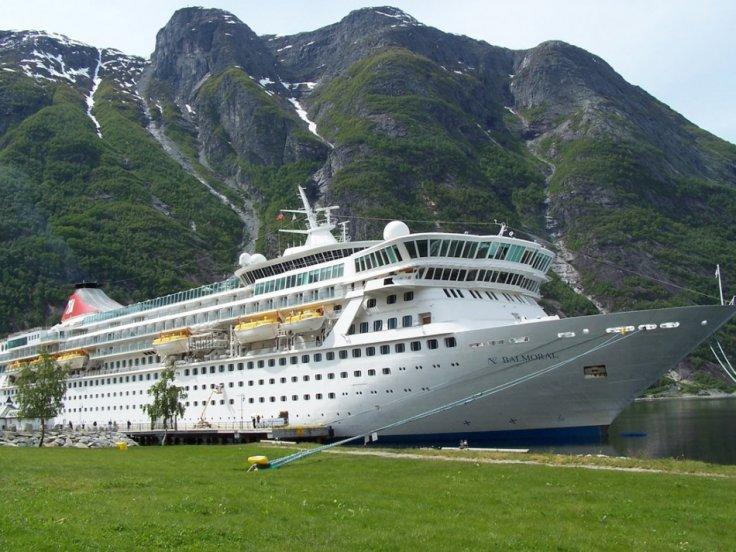 Balmoral Itinerary Schedule, Current Position CruiseMapper
