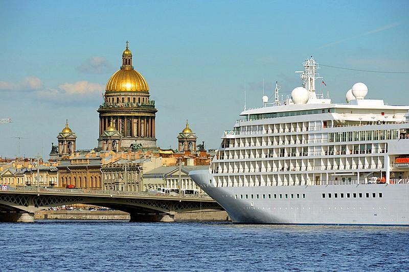 Saint Petersburg (Russia) cruise ship schedule CruiseMapper