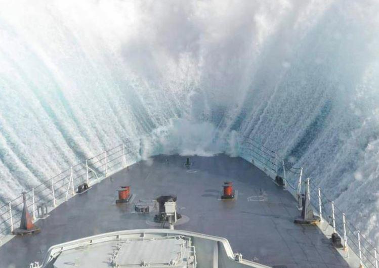 Hurricane Season Cruising | CruiseMapper Hurricane Season Cruising | CruiseMapper
