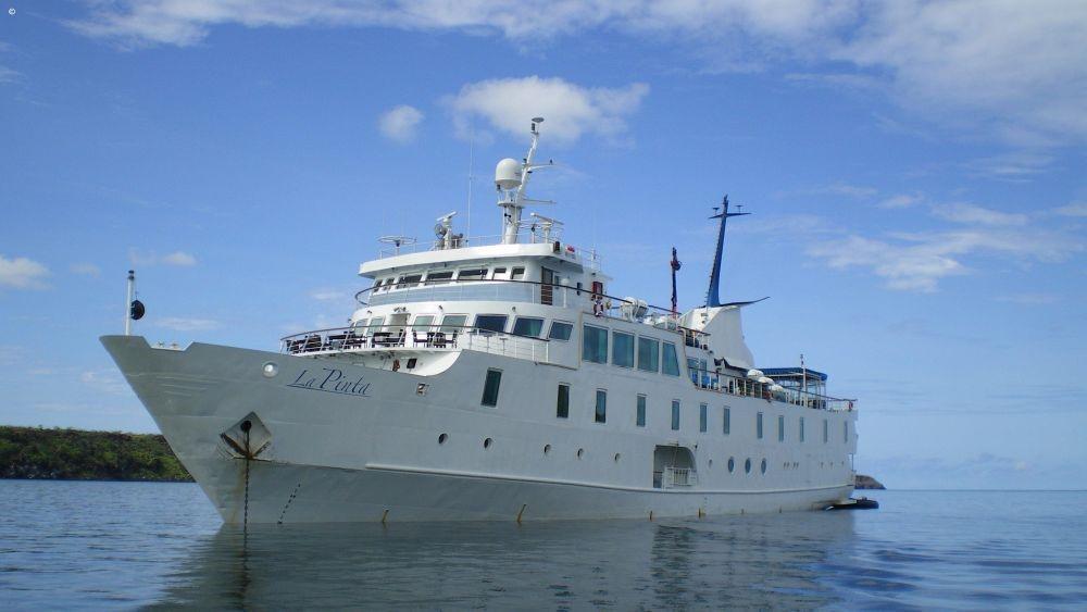 La Pinta Galapagos ship photo