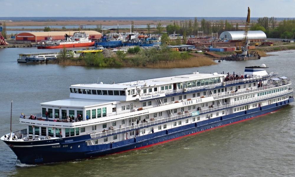 MS Alexander Borodin cruise ship (Tikhi Don) Russia