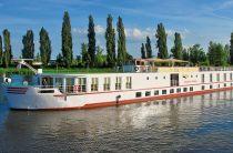 10 crew test COVID-positive on Thurgau Chopin riverboat