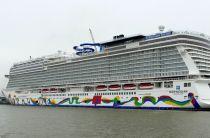 Gangway collapsed while NCL's Norwegian Encore ship was in Panama City, multiple passengers injured