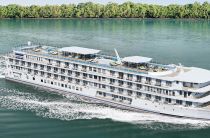 ACL-American Cruise Lines' newest riverboat American Symphony christened in Natchez (Mississippi)
