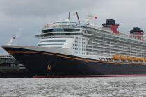35-yo pregnant woman medevaced from Disney Cruises' ship Fantasy
