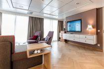 Mein Schiff 5 Themen Suite Captain photo