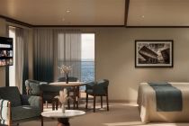 Crystal Grace Forward-Facing Sapphire Panorama Suite photo