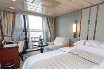 Azamara Pursuit Club Veranda Balcony Cabin photo