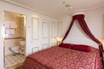 MS Deutschland-World Odyssey 1-Room & 2-Room French Balcony Suites photo
