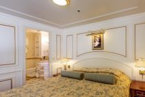 MS Deutschland-World Odyssey 1-Room & 2-Room French Balcony Suites photo