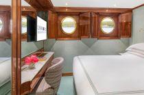 SS Bon Voyage Porthole Window Cabin photo