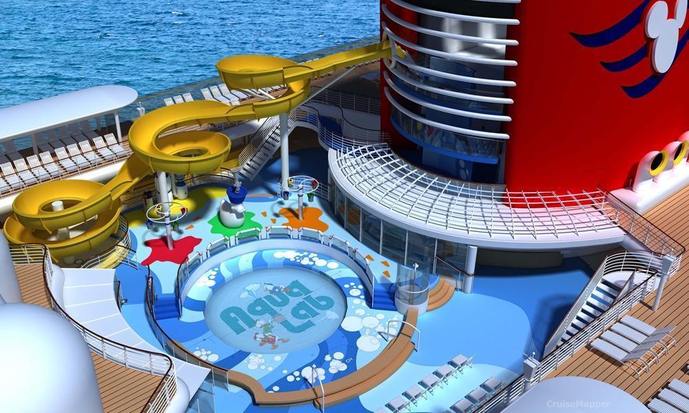 Disney cruise ship Aqua Lab (kids water park)