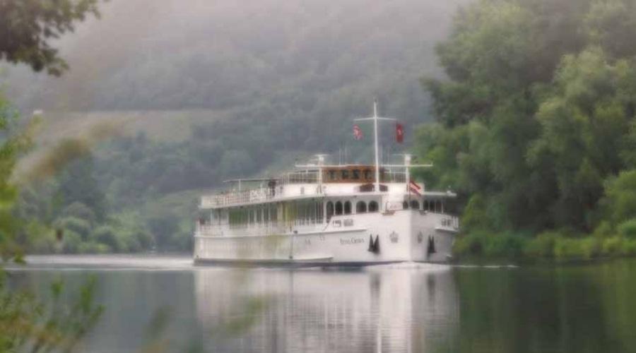 River cruise market