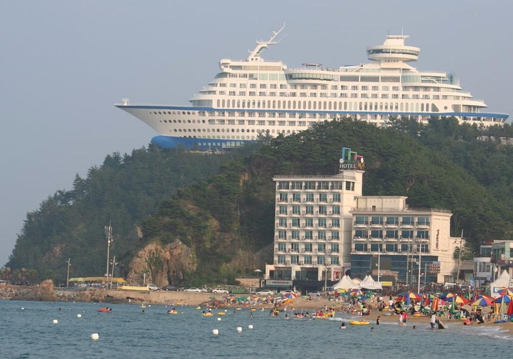 Sun Cruise Hotel (South Korea) cruise ship hotel resort in Jeongdongjin