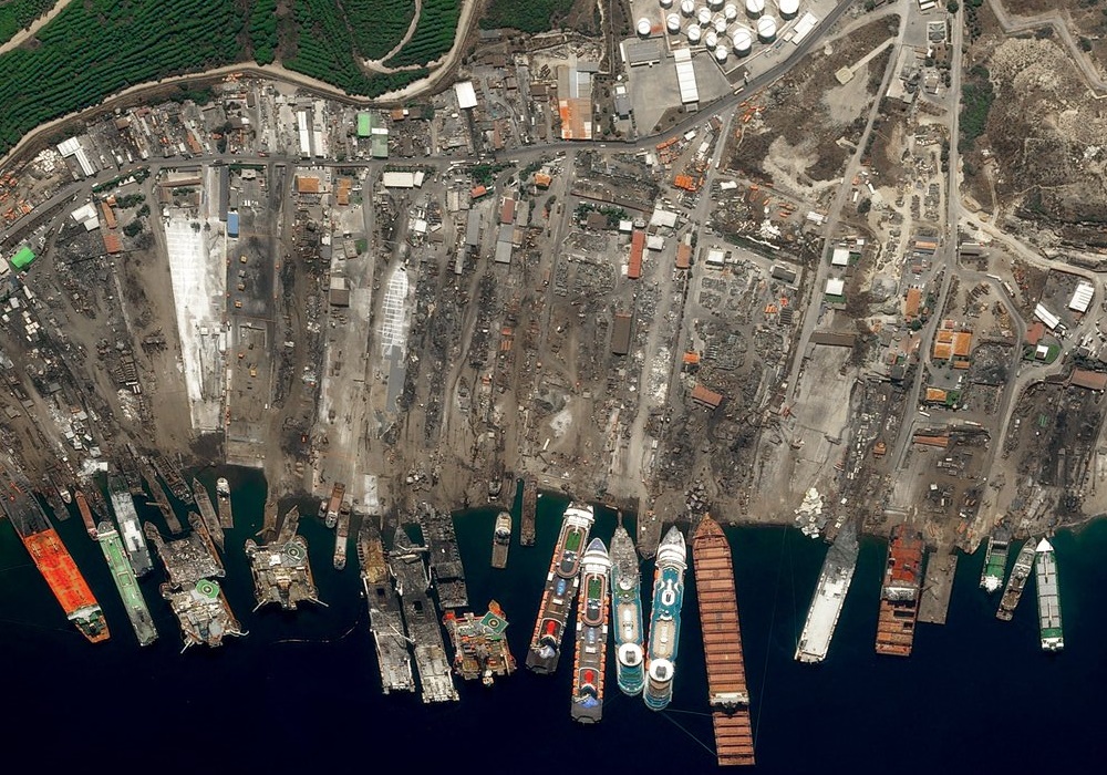 Aliaga Ship Breaking Yard port photo