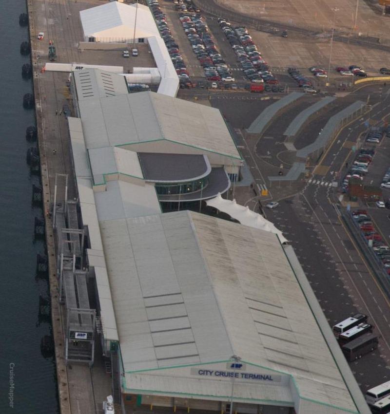 Southampton (England) cruise port schedule CruiseMapper