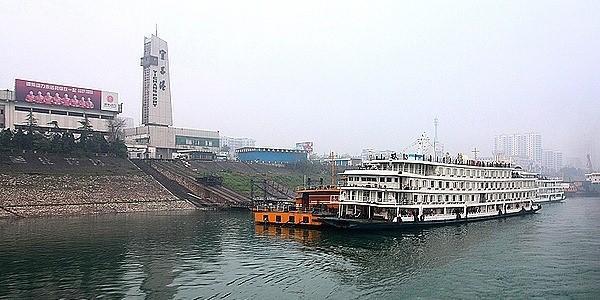 Chongqing-Yichang cruise terminal