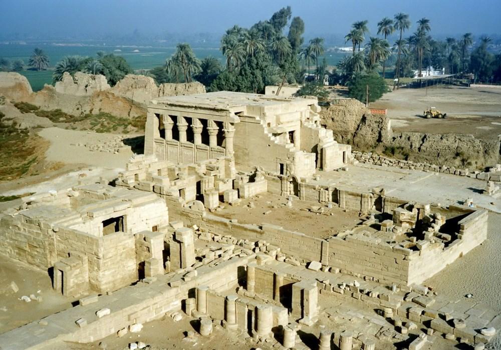 Dendera port photo Dendera port photo