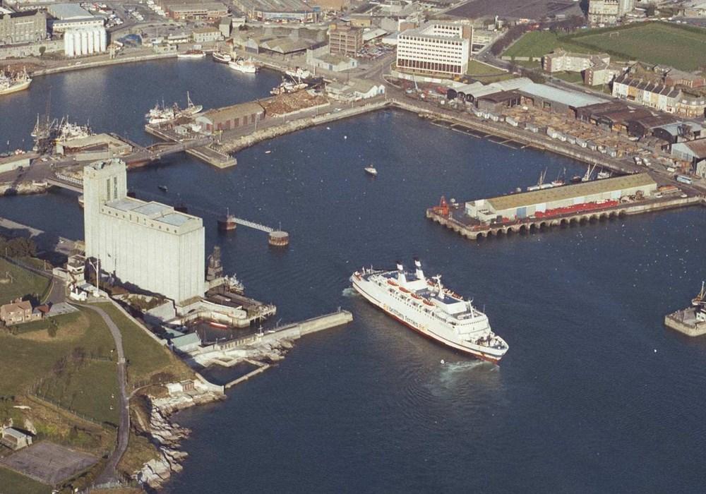 Plymouth (England UK) cruise port