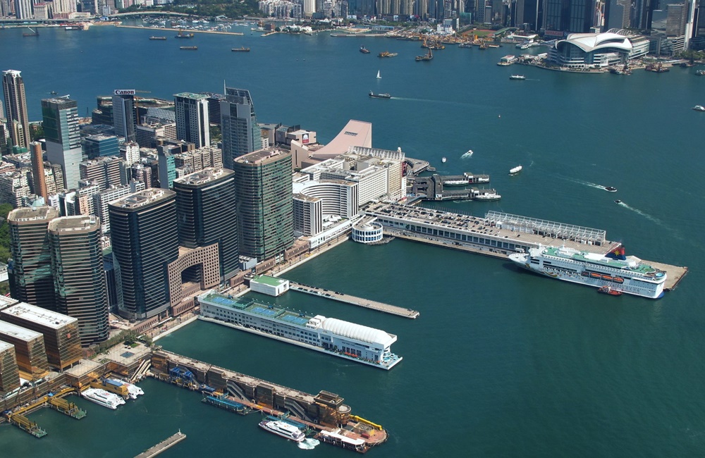 Hong Kong Harbor City cruise ship terminal