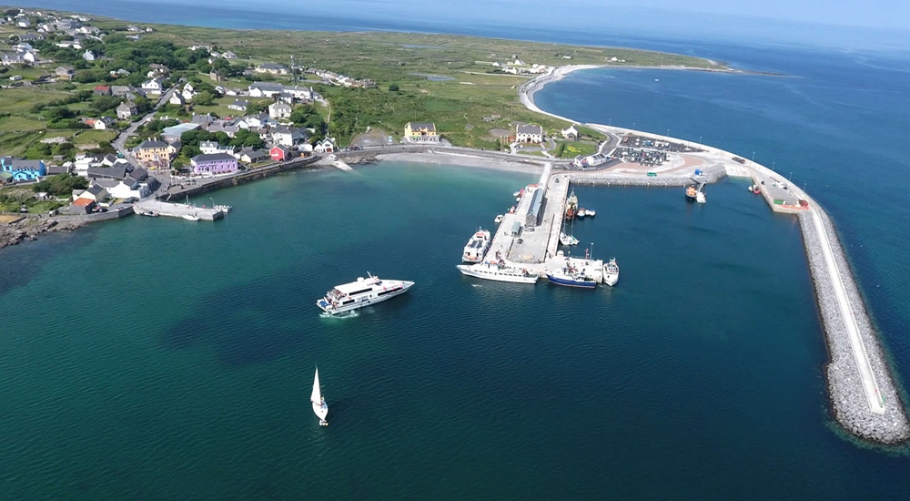 Inishmore Island cruise ferry port Kilronan