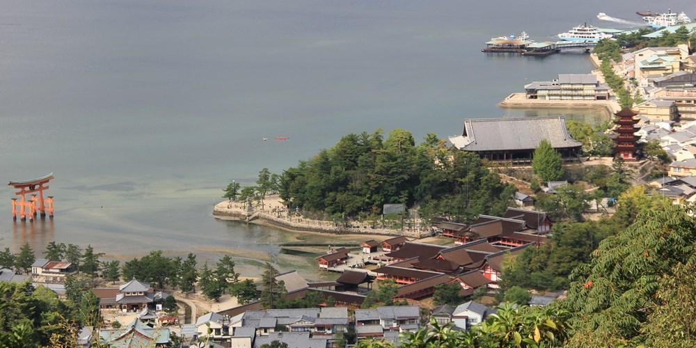 Itsukushima Island port photo Itsukushima Island port photo