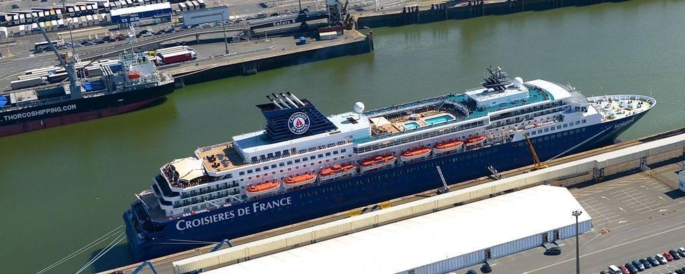 Calais (France) cruise ship terminal