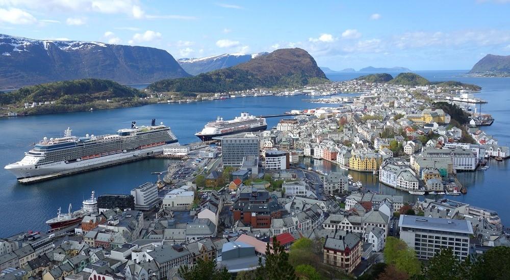 alesund norway cruise ship pier