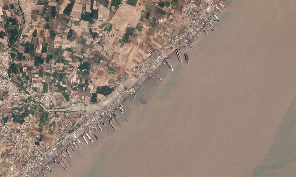 Alang Ship Breaking Yard (India)