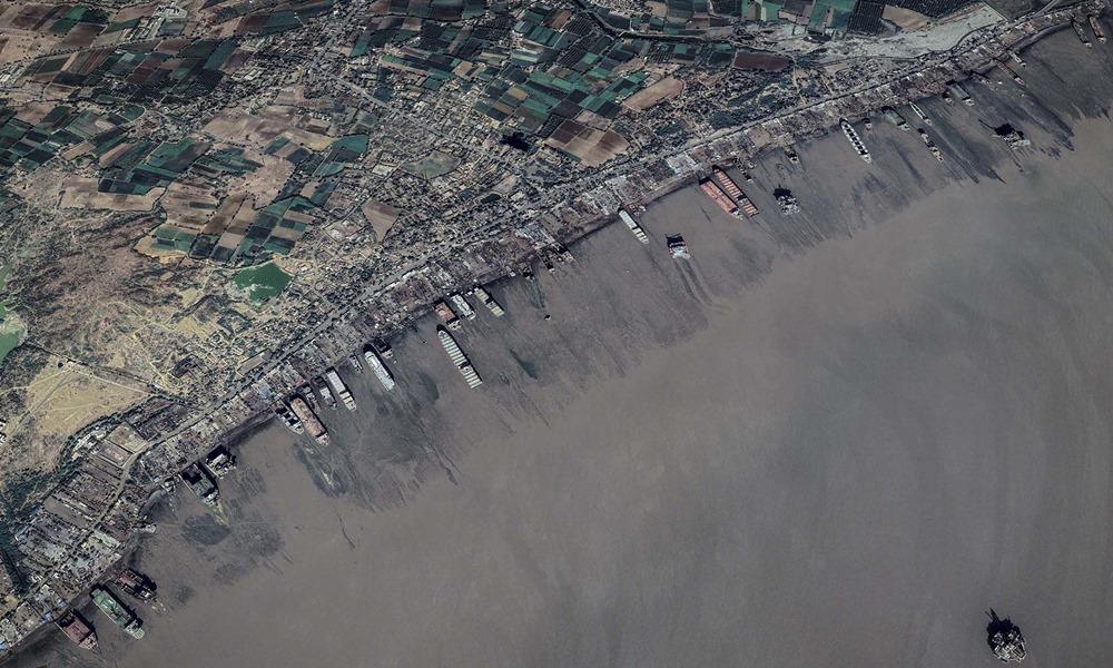 cruise ship scrap yard india