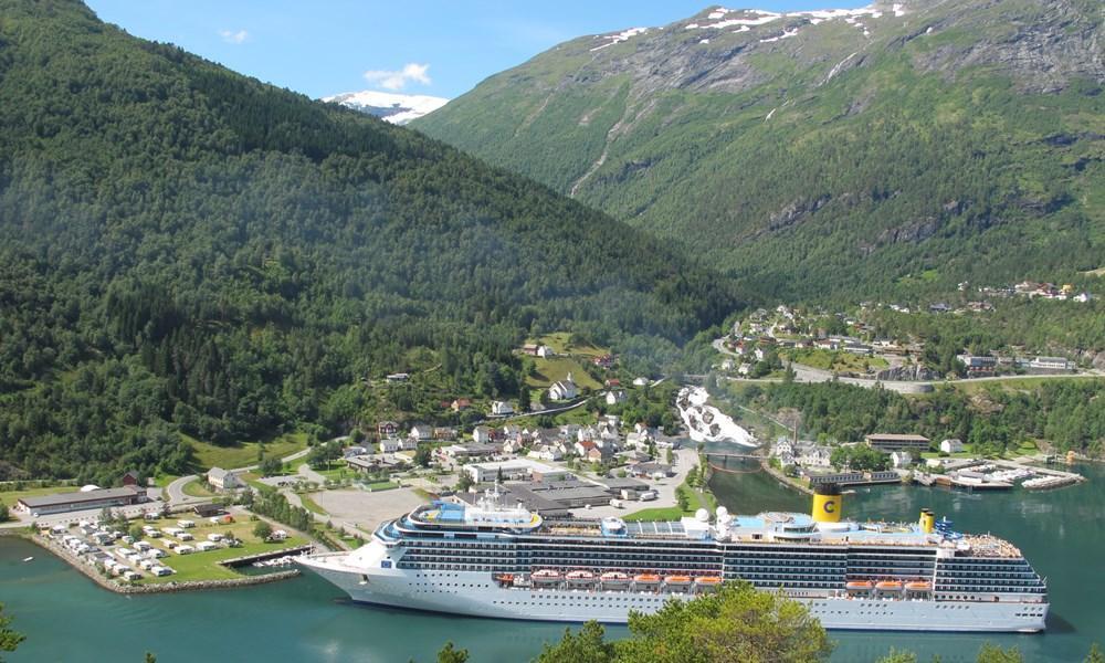 hellesylt cruise port schedule