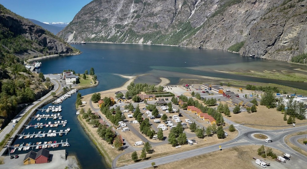 Laerdalsoyri port photo