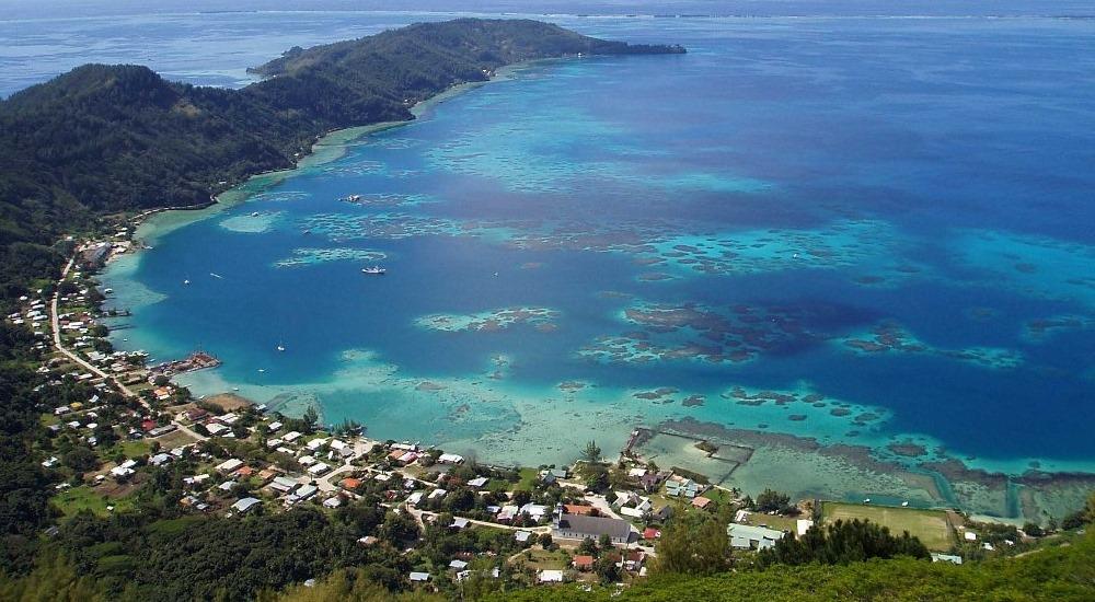 Pulau Alor Island Indonesia port photo Pulau Alor Island Indonesia port photo