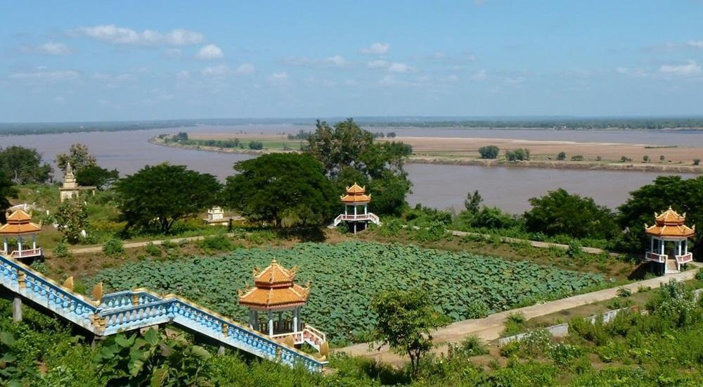  Kampong Cham (Cambodia) river cruise port