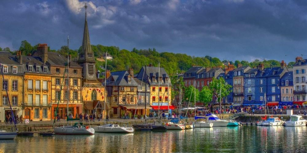 Honfleur (France) cruise port schedule CruiseMapper