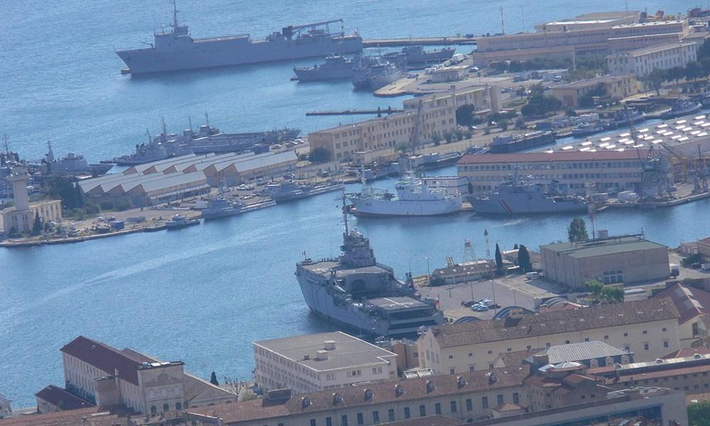 Port Toulon naval base