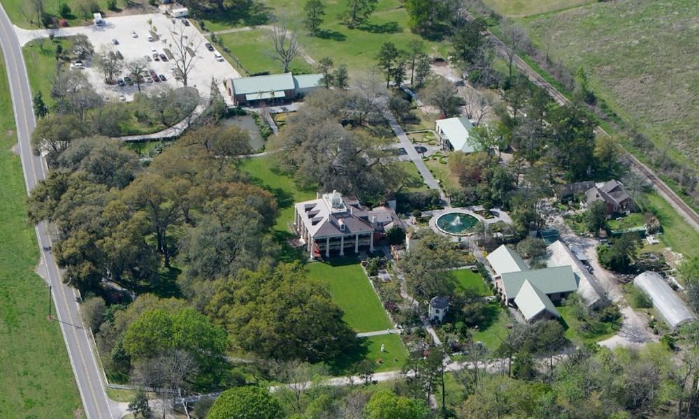 Houmas House Plantation port photo Houmas House Plantation port photo
