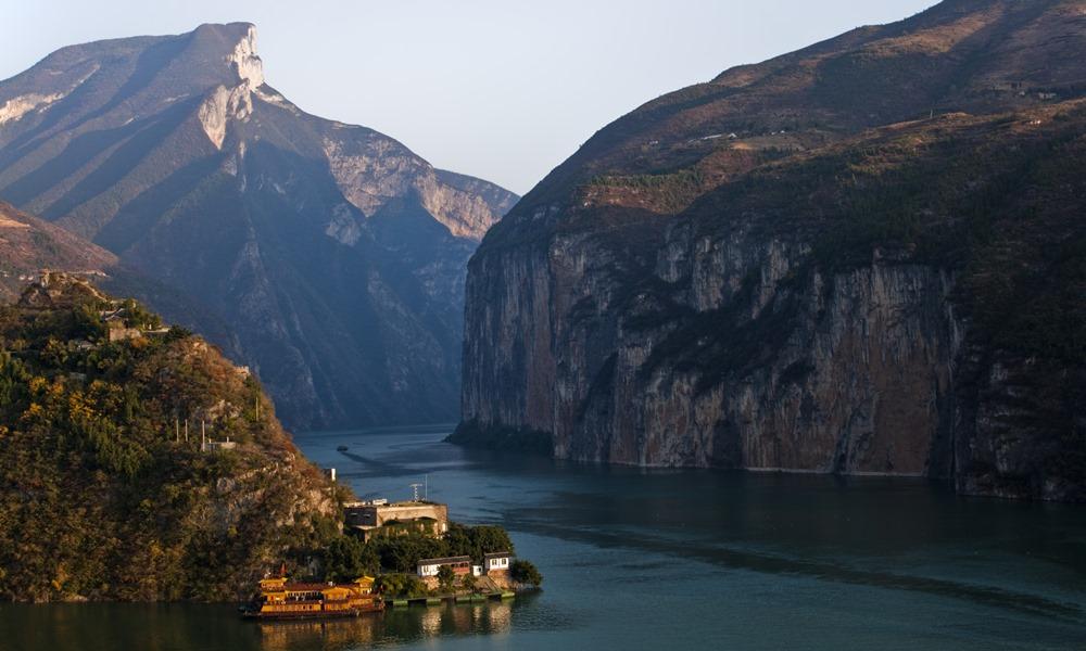 Qutang Gorge (China) Yangtze River Three Gorges