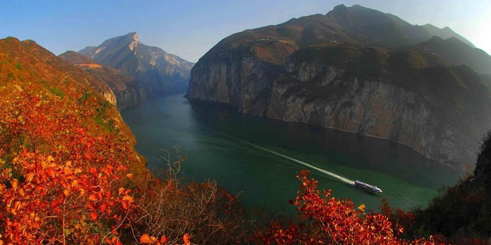 Three Gorges Yangtze River port photo