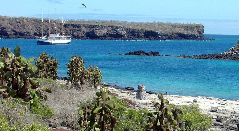 Santa Fe Island port photo Santa Fe Island port photo