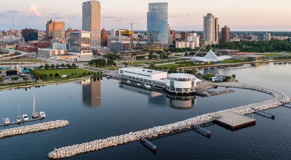 Port of Milwaukee WI (Lake Michigan, Wisconsin)