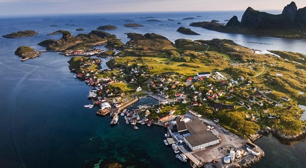 Traena port photo