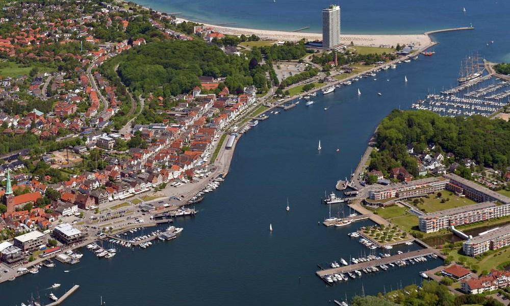 Travemunde-Lubeck port photo Travemunde-Lubeck port photo
