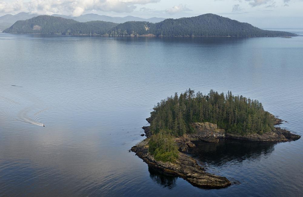Haida Gwaii Islands port photo Haida Gwaii Islands port photo