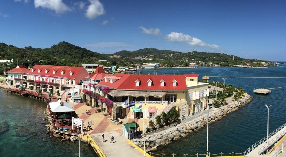 cruise ship dock roatan