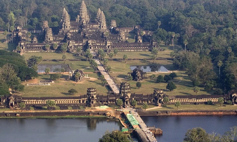 Angkor Wat Temple (Cambodia)