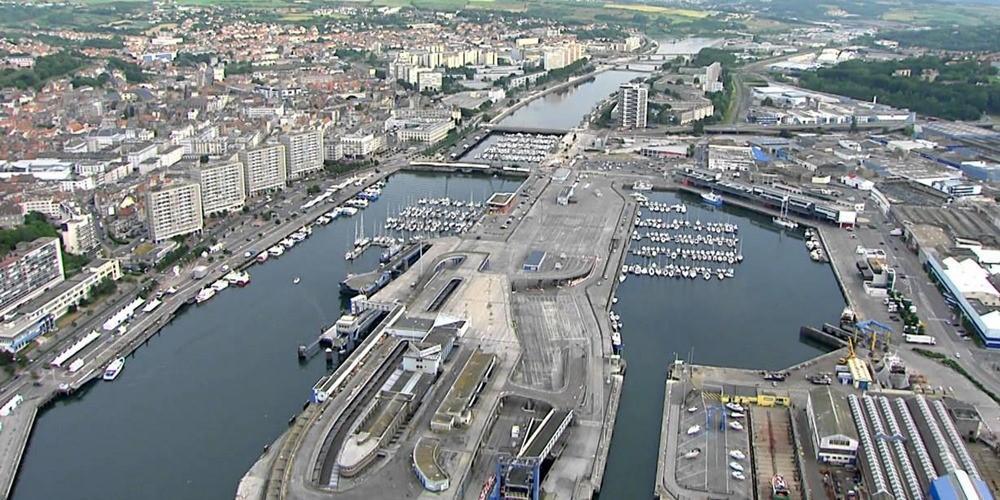 Boulogne-sur-Mer port photo