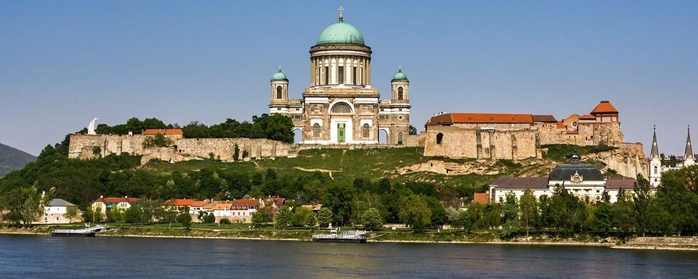 Esztergom Hungary Cruise Port Schedule Cruisemapper [ 400 x 1000 Pixel ]