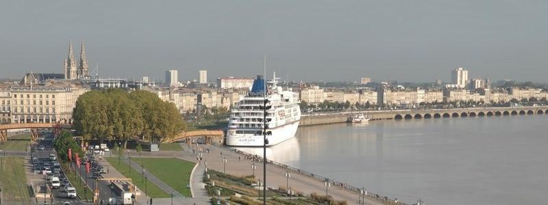 Bordeaux Port de la Lune cruise ship terminal