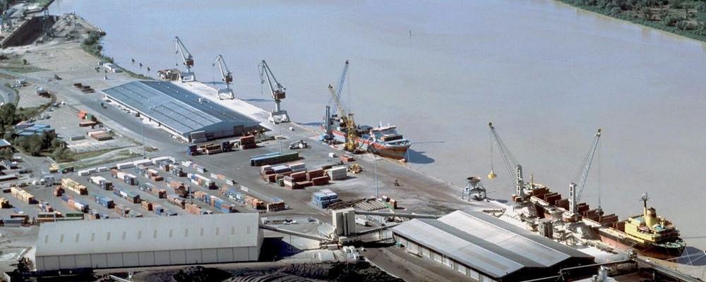 Bordeaux Bassens Port cruise ship terminal